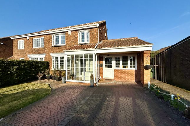 3 bedroom semi-detached house for sale