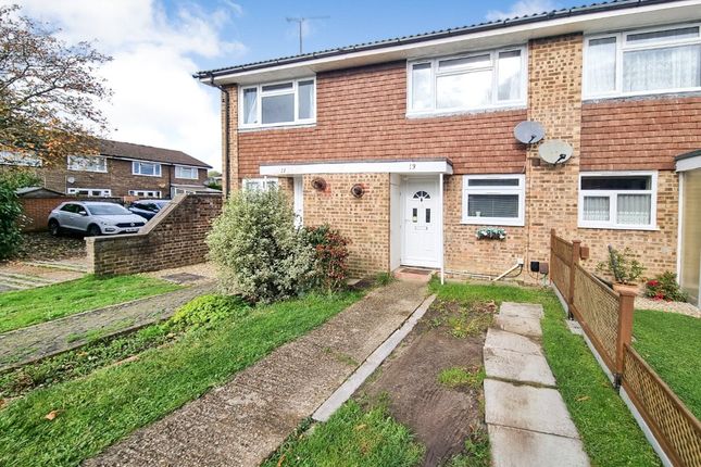 Loddon Way, Guildford GU12 2 bed terraced house for sale