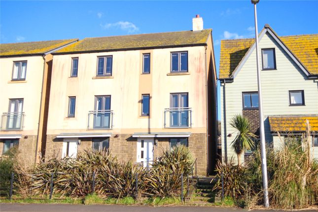 3 bed semi-detached house