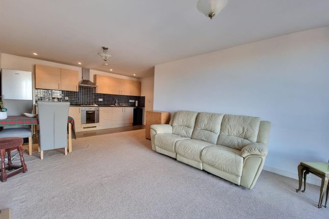 Westside Apartments, Roden Street... 2 bed flat for sale