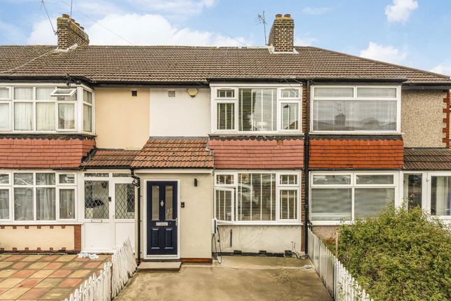 Perimeade Road, Greenford UB6 2 bed terraced house for sale