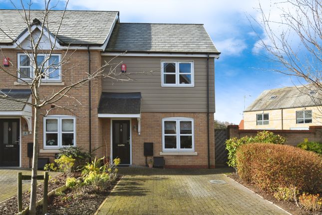 2 bed end terrace house