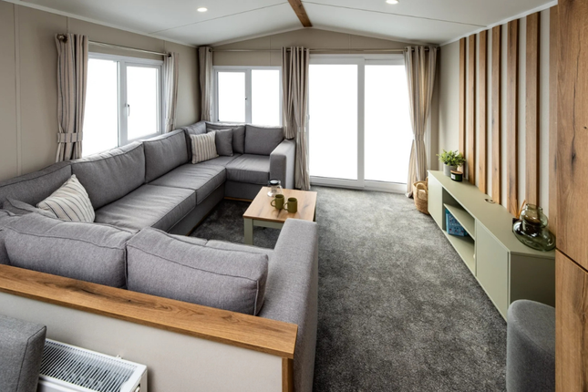 2 bed mobile/park home