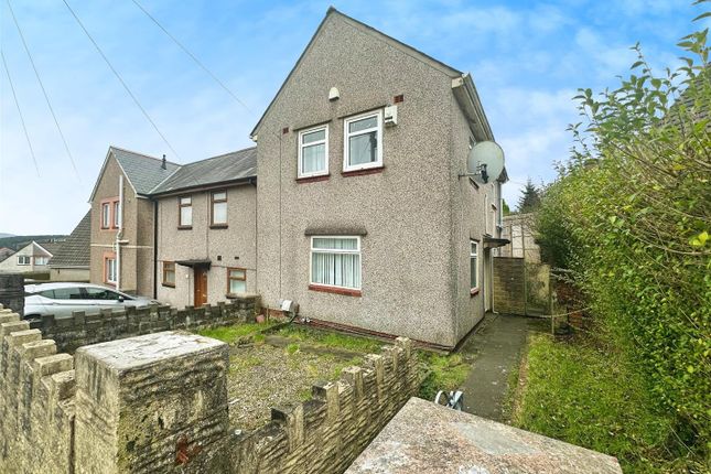 3 bed semi-detached house