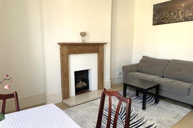 Elm Grove, Southsea, Hampshire 1 bed flat for sale