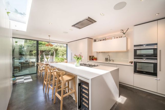Kimberley Road, London SW9 4 bed terraced house for sale