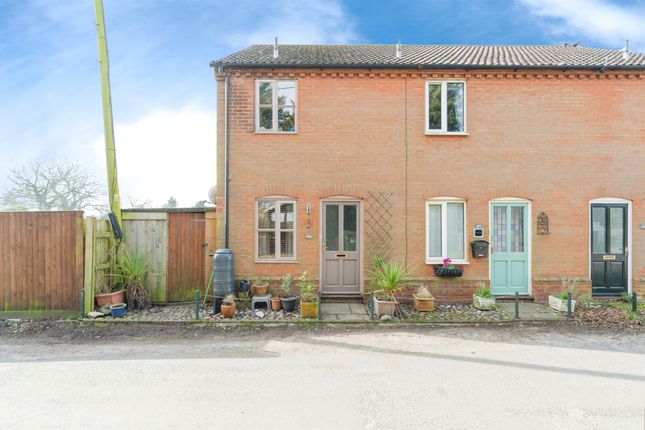 2 bedroom end of terrace house for sale