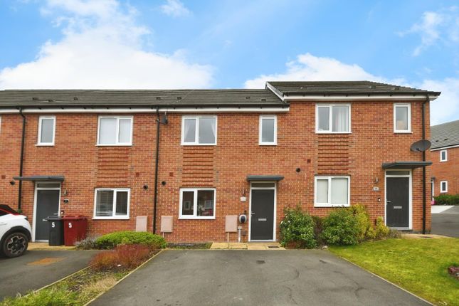 Pease Close, Clay Cross... 3 bed townhouse for sale