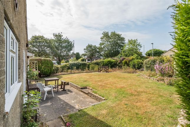 3 bed detached bungalow
