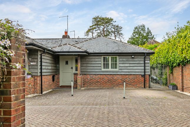 Rutledge Drive, Littleton, SO22 2 bed semi