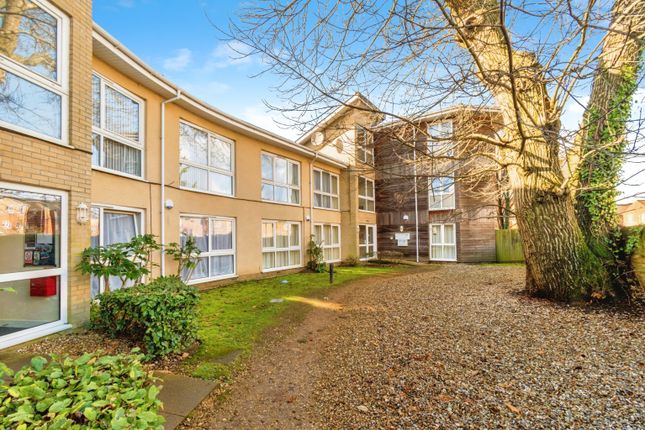 2 bed flat
