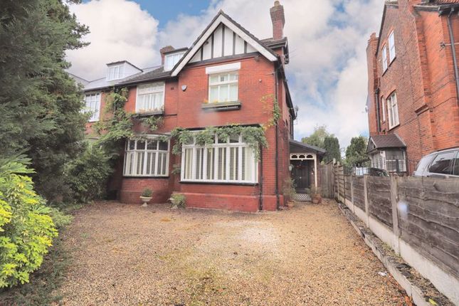 5 bedroom semi-detached house for sale