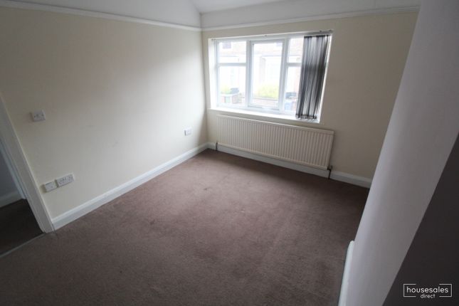 3 bed terraced house