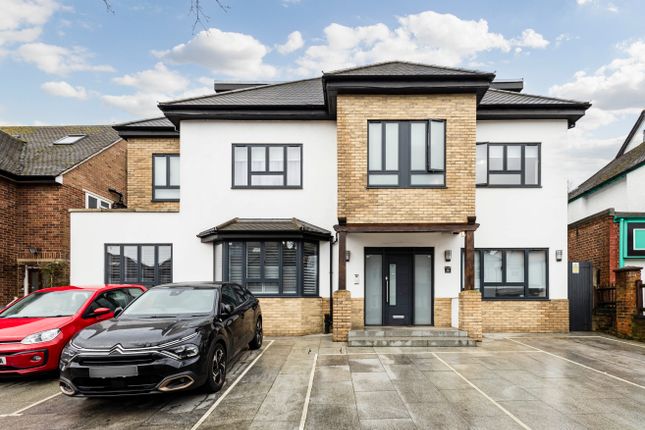 Neeld Crescent, Hendon, NW4 3 bed flat for sale