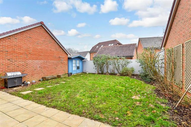 4 bed detached house
