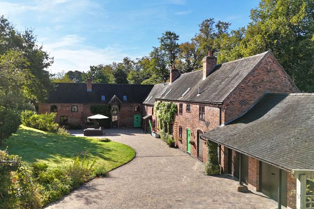 'Ravenscourt Barns', Main Road... 7 bed detached house for sale