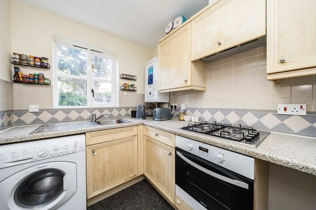 Shire Horse Way, Isleworth TW7 2 bed flat for sale