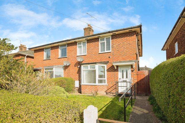 2 bedroom semi-detached house for sale