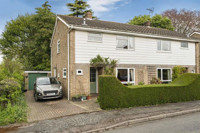 2 bedroom semi-detached house for sale