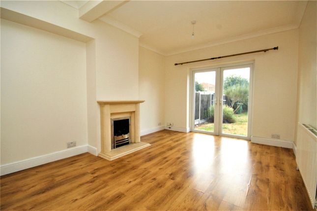 Valence Avenue, Dagenham, RM8 2 bed terraced house for sale