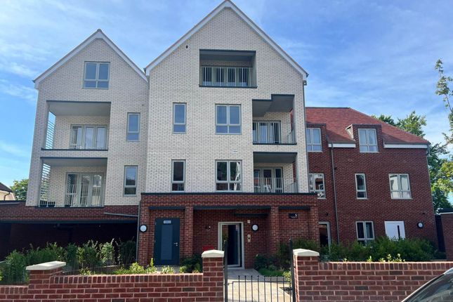 Russell Hill, Purley 3 bed apartment for sale