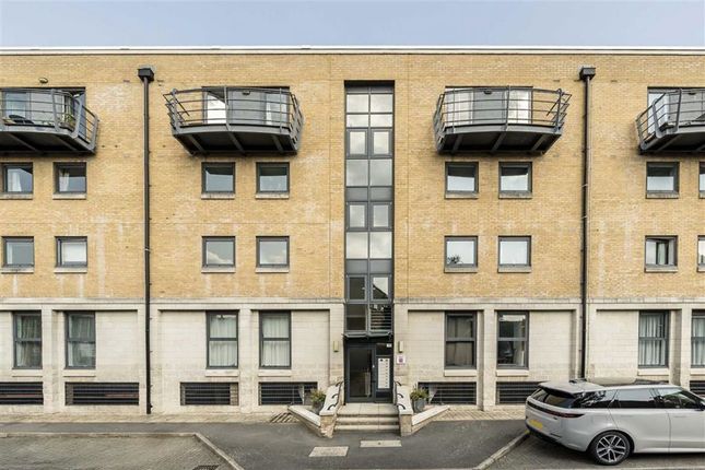 Glaisher Street, London SE8 2 bed flat for sale