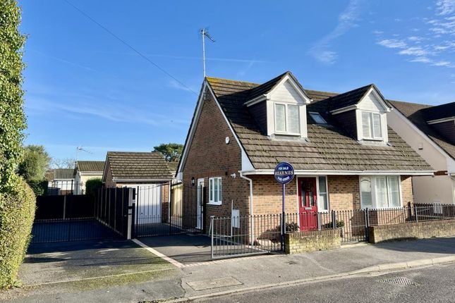 2 bed detached house