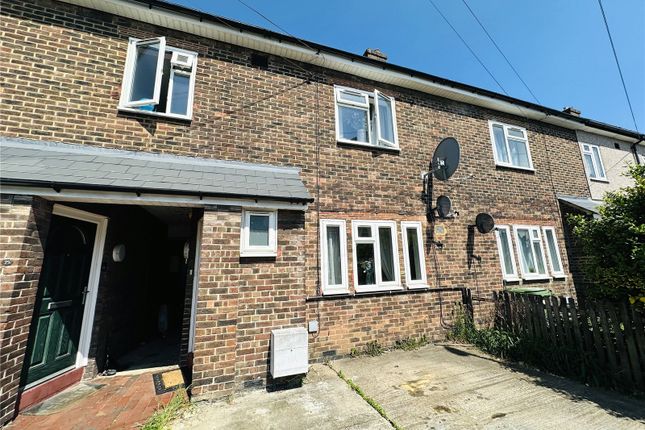 Knapmill Road, Catford, London, SE6 2 bed terraced house for sale