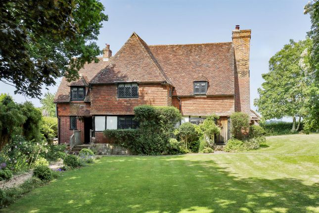 4 bed detached house