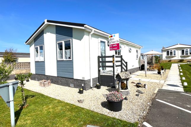 2 bedroom park home for sale
