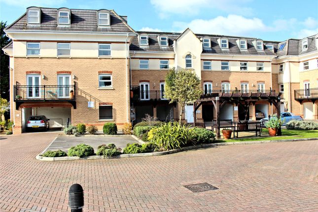 Prospect Place, Woking GU22 2 bed flat for sale