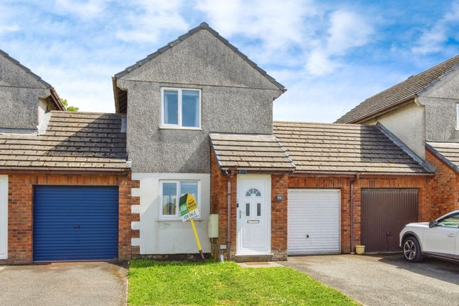 2 bedroom link detached house for sale