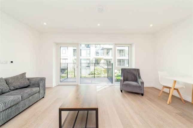 Savoy House, London SW6 1 bed flat for sale