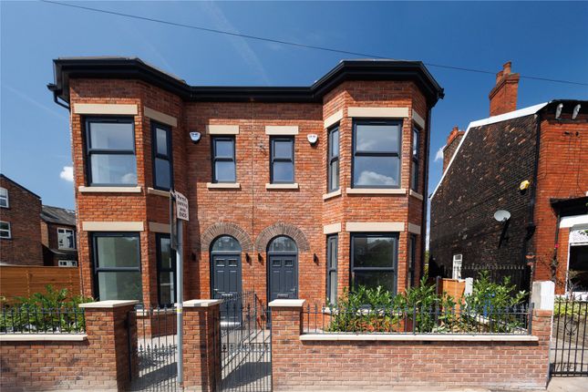 5 bed semi-detached house