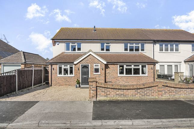 5 bedroom semi-detached house for sale