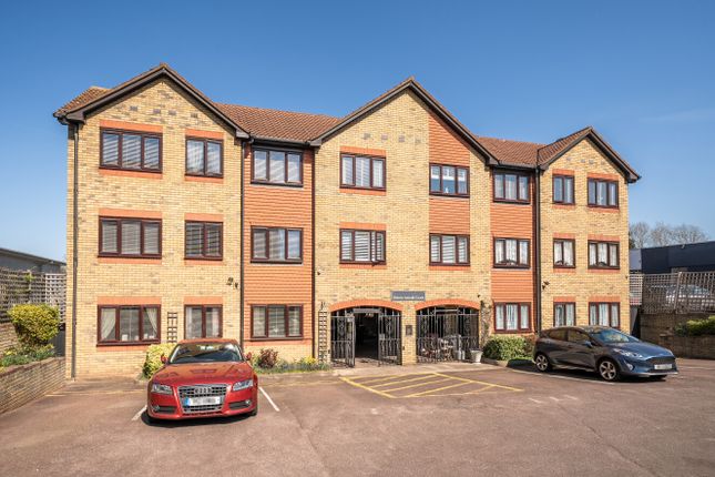 2 bed flat