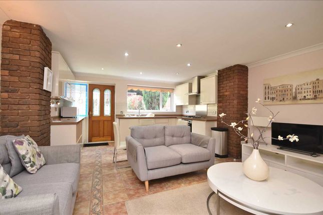 Heaton Road, Lostock, Bolton 3 bed terraced house for sale
