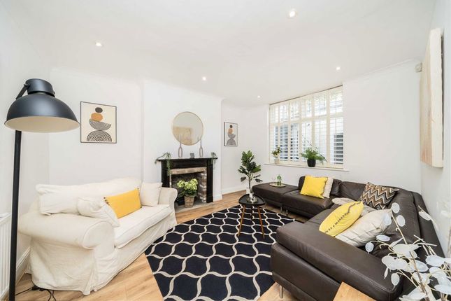 Sutherland Row, London SW1V 3 bed maisonette for sale