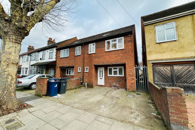 5 bed semi-detached house