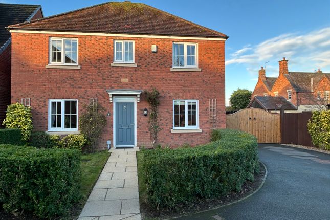 4 bed detached house