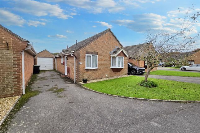 2 bedroom semi-detached bungalow for sale