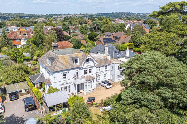 Hollington Park Road, St.... 2 bed flat for sale