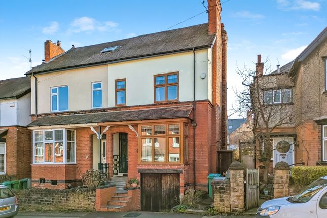 5 bed semi-detached house