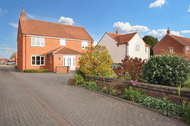 6 bedroom detached house for sale