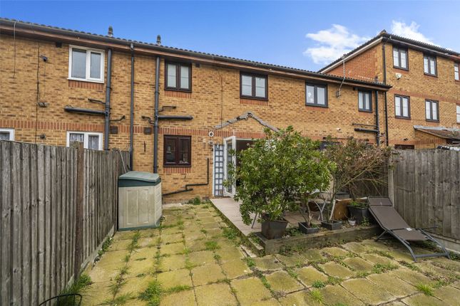 Harlinger Street, London 3 bed house for sale