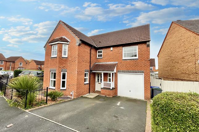 4 bed detached house