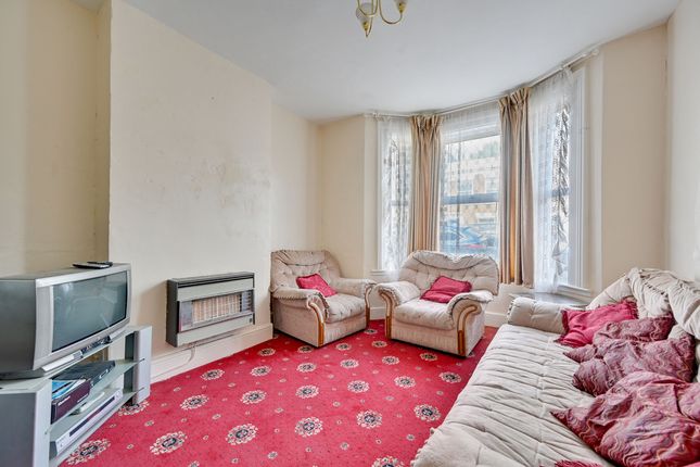 Wellfield Road, London, SW16 3 bed terraced house for sale