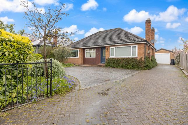 Queens Drive, Ossett, WF5 3 bed bungalow for sale
