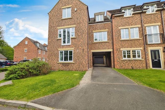 4 bedroom town house for sale
