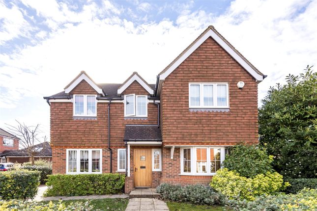4 bed detached house
